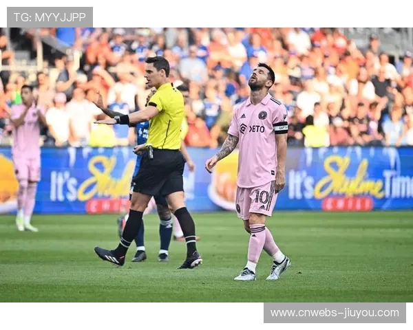 巴黎FC伊科内头球破门，卡马拉助攻展现反击效率