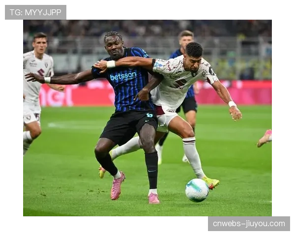 “足球进校园”计划扩展，意甲联盟向都灵地区小学捐赠千个足球